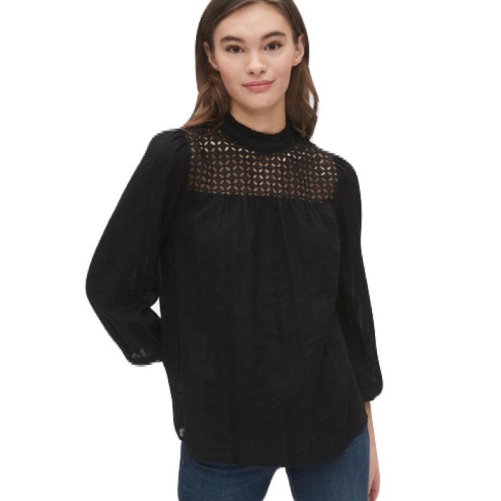 Gap Womens Eyelet Mockneck Top
True Black Size M